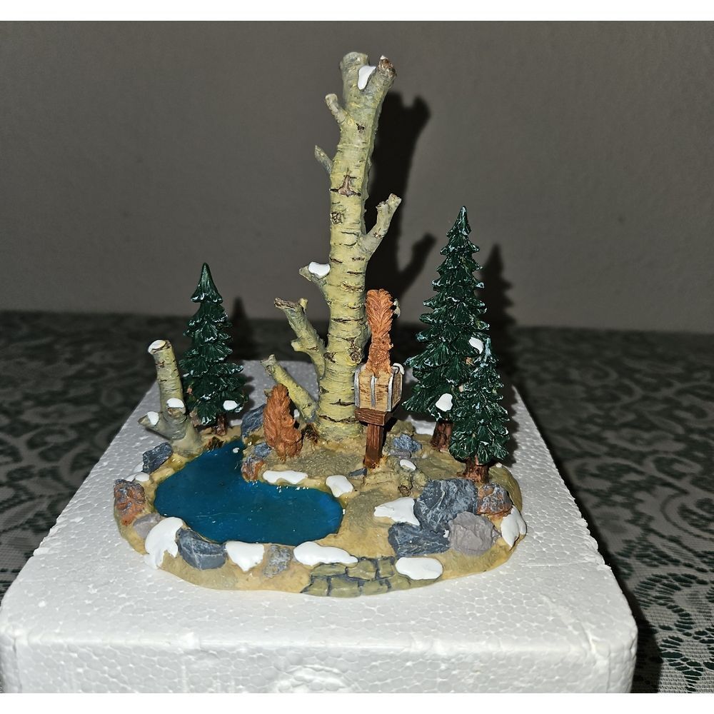 Lemax "Nosey Squirrels" Holiday Village Landscape Accessory